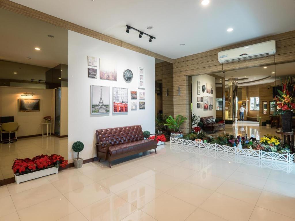 New Suanmali Hotel Bangkok Exterior foto
