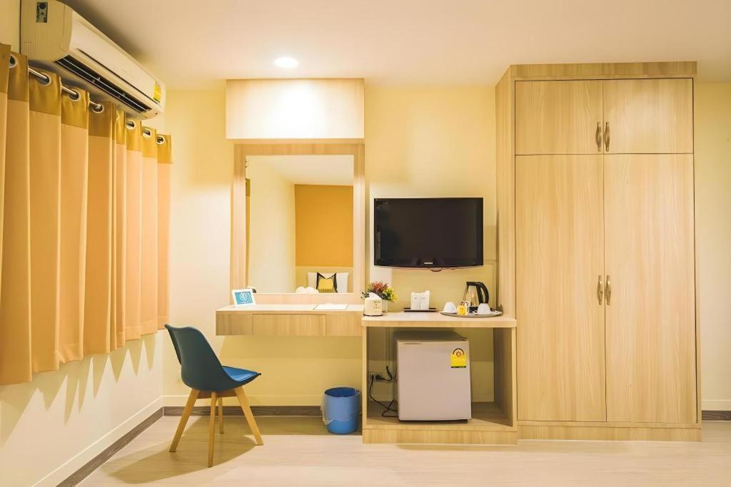 New Suanmali Hotel Bangkok Exterior foto